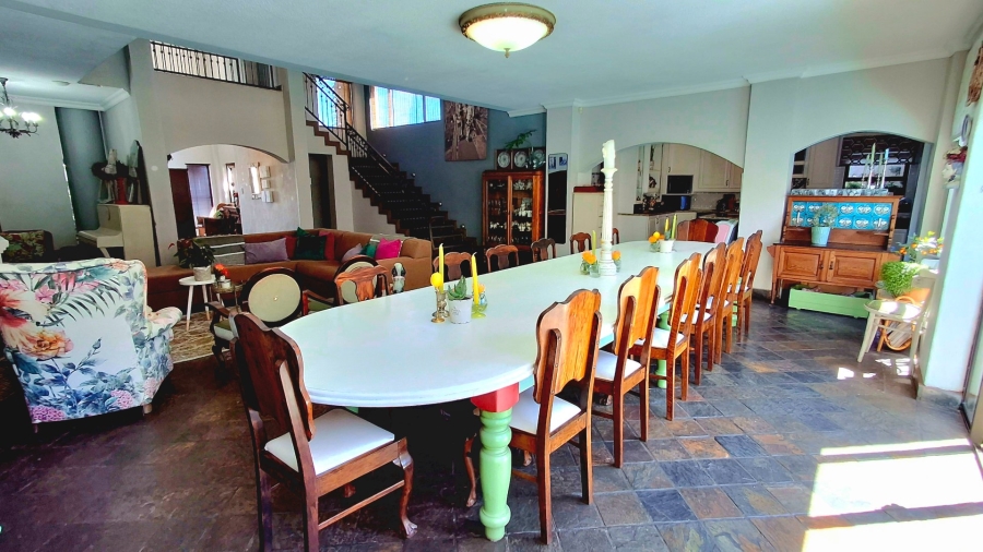 5 Bedroom Property for Sale in Roodia Free State